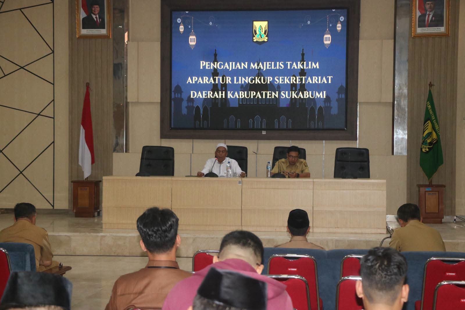 Sekum MUI Pimpin Pengajian MTA, Sekda Sukabumi Hadiri Pembinaan Spiritual Aparatur
